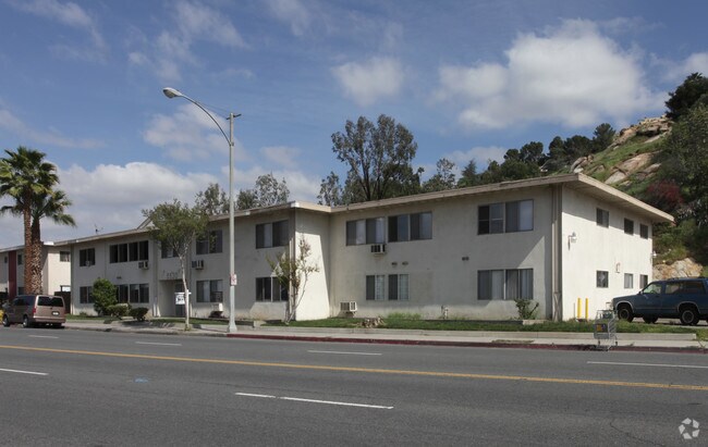Olivewood Apartments - Olivewood Apartments