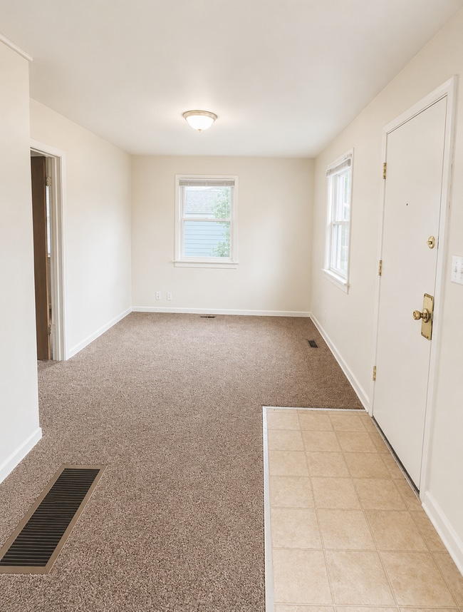 Photo - ***Coming Soon April 30, 2026***Rare Gonzaga-area 1-bed with yard, garage, and bonus space.