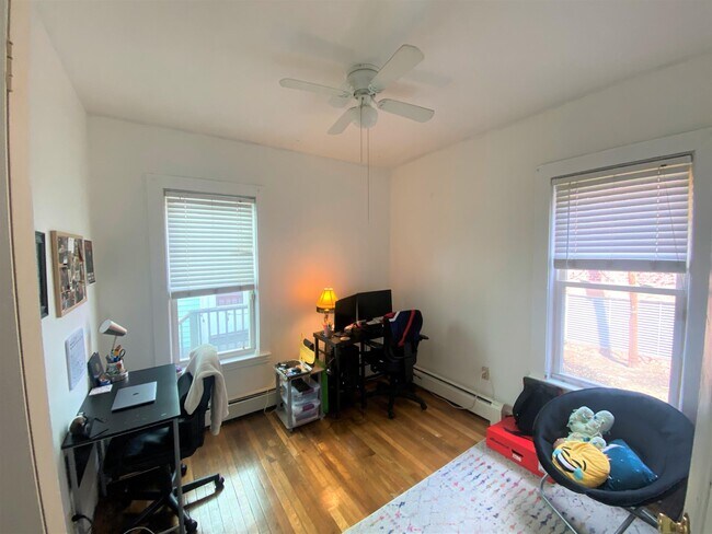 Photo - 377 Highland Ave Unidad 1