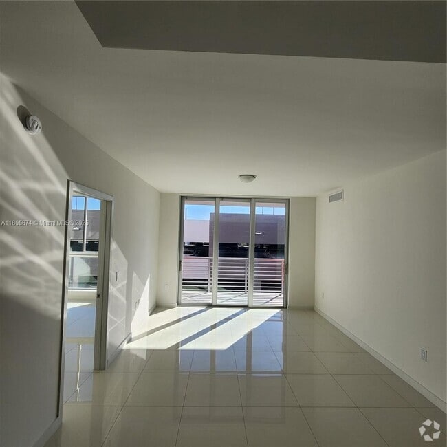 Building Photo - 7661 NW 107th Ave Unit 507 Rental
