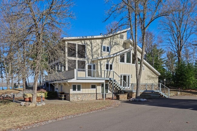 Photo - 6697 Carola Dr