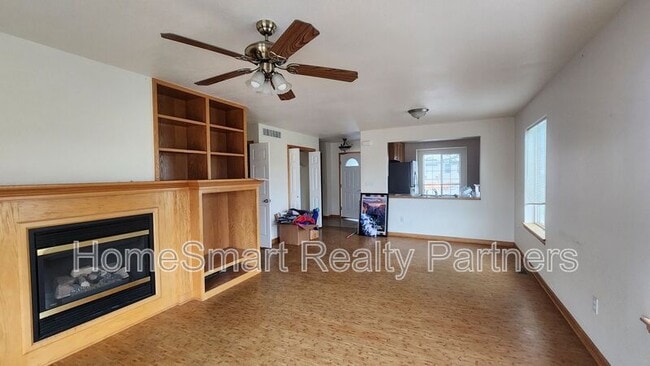 Photo - 203 W Coal Creek Dr