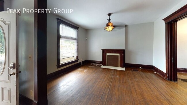 Photo - 1638 N 4th St