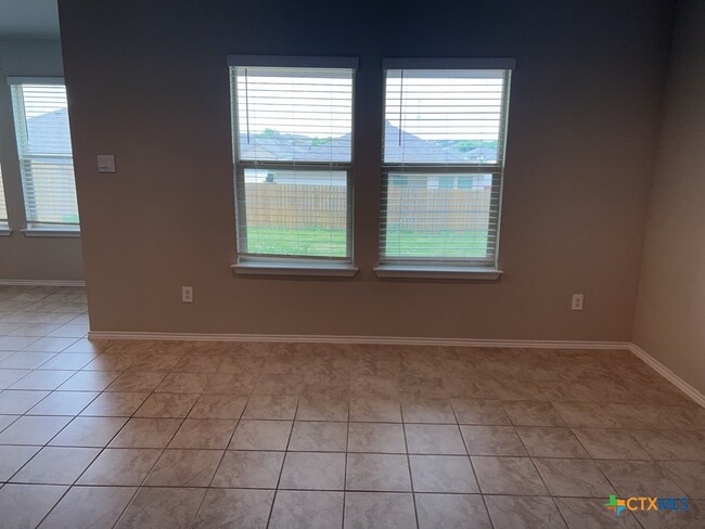 Photo - 5110 Natalia Rd