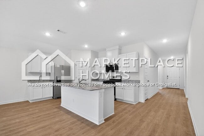 Photo - 3050 Rosalee Ln