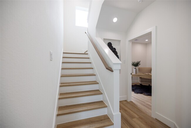 Photo - 4010 Yellowstone Blvd