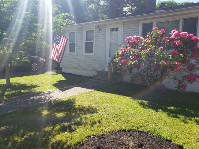 Building Photo - 23 Budd Ave