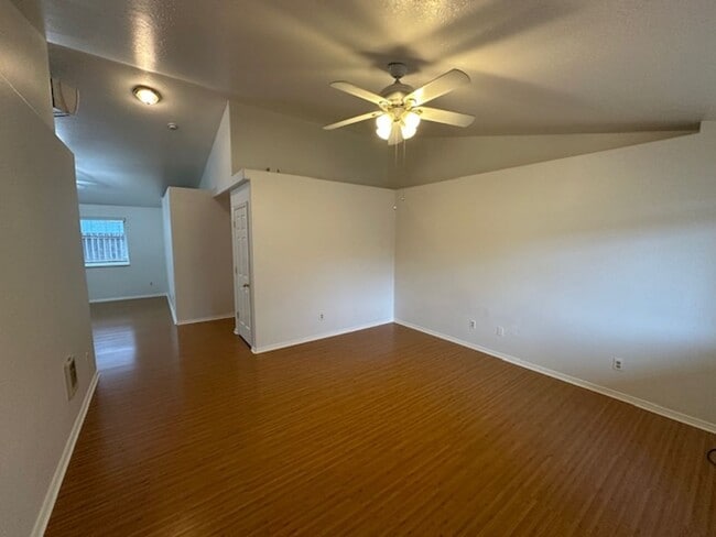 Photo - Duplex for rent