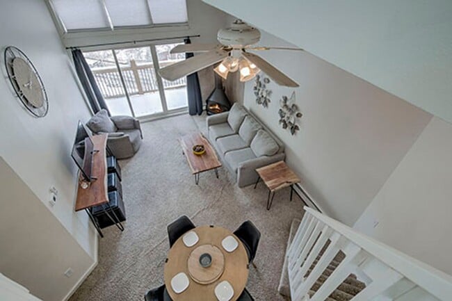 Photo - Furnished 2 Bed Plus Loft in Silver Queen East