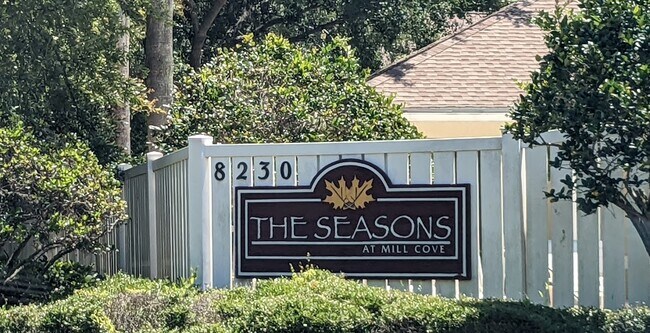 Entrance - 8230 Dames Point Crossing Blvd N Townhome