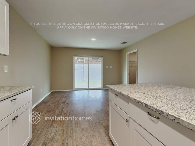 Photo - 1852 Village Park Trail