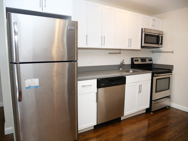 Photo - 45 Carlton St Unit 7