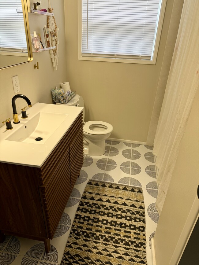 Photo - 1780 W 24th Ave