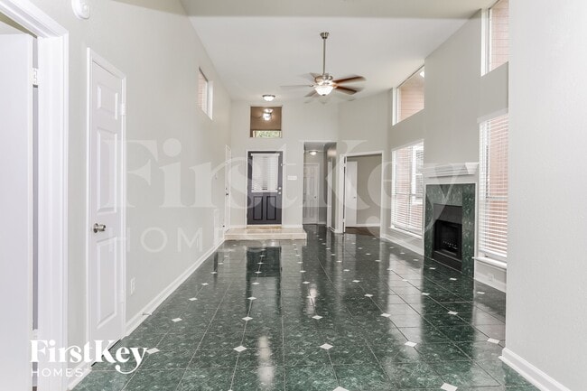 Photo - 8418 Elm Lake Dr