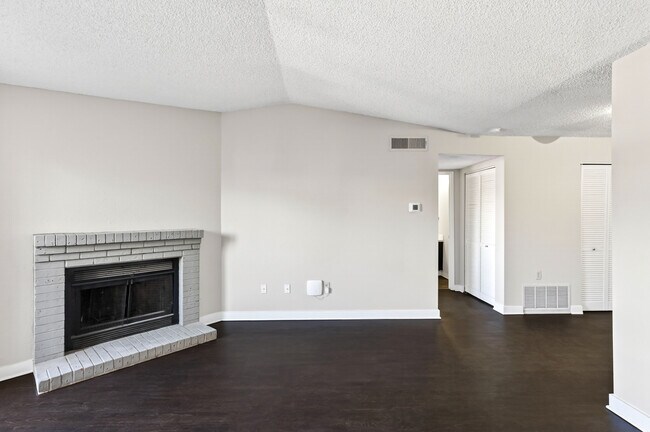Gather, relax, and feel at home in your living room. - Verona Apartment Homes