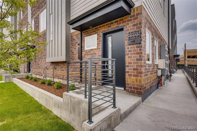 Photo - 3525 S Emerson St Townhome