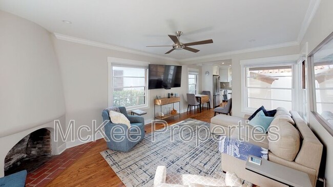 Building Photo - 416 G Ave Rental