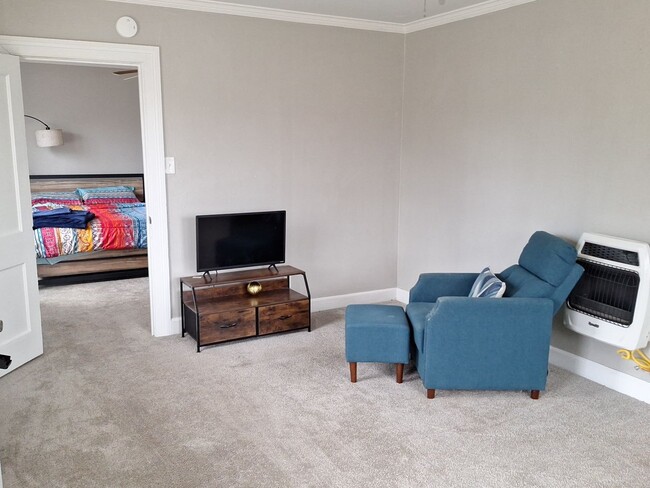 Photo - 15th Ave 2019**Raymer Unit 15th Ave 2019 B