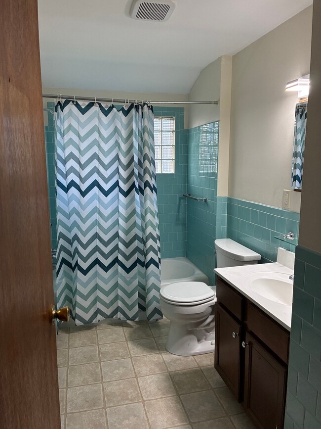 3 Lincoln Ave Unit 2R