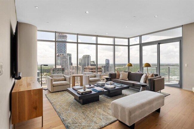 Photo - 200 Congress Ave. Unidad 37H Rental