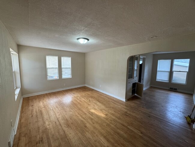 Photo - 716 Columbus Ave Unit 716 Front