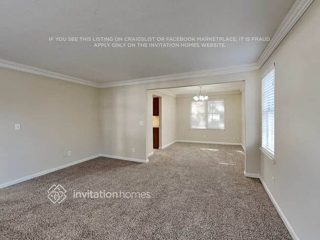 Photo - 2640 Woodside Dr