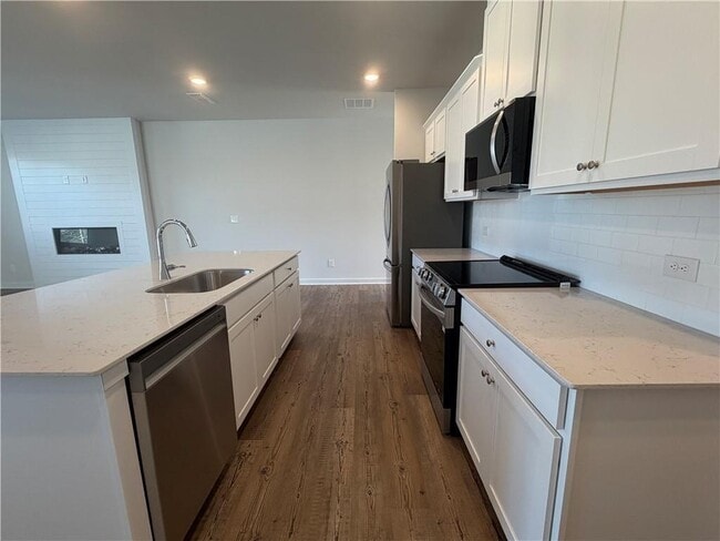 Photo - 1713 Harper Lily Ln