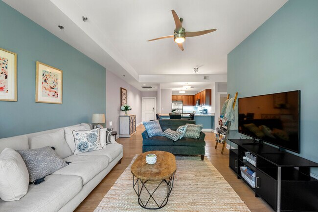 Photo - 325 E Paces Ferry Rd NE Unidad 415