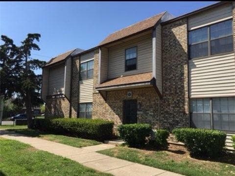 Photo - 401 SE 12th St Unit 105