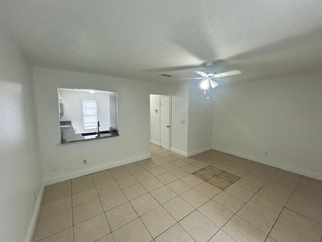 Photo - 5057 Breckenridge Pl Unit 18