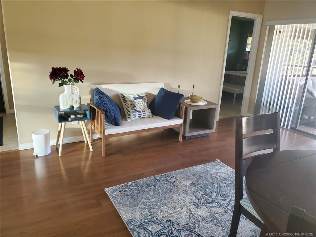 Photo - 1411 NE 14th Ct Unidad 13 Rental