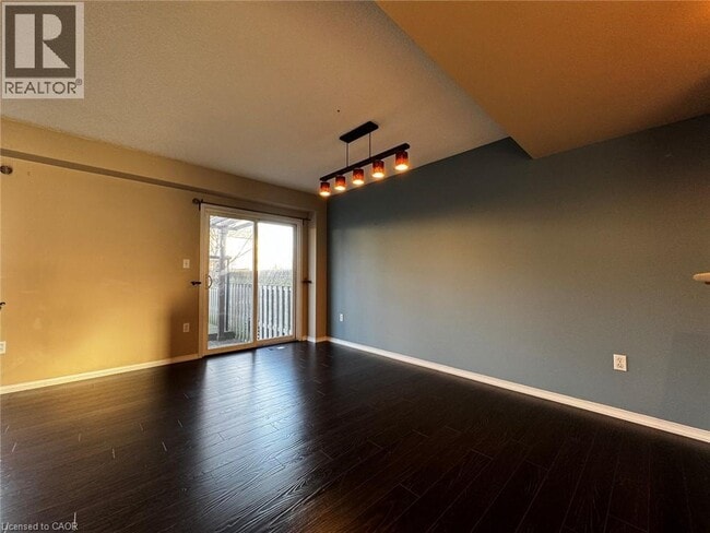 Photo - 37 Northcliffe Crescent