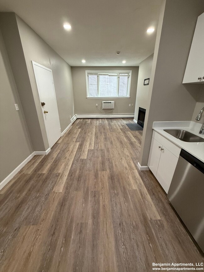 Photo - 50 Evergreen St Unit 18