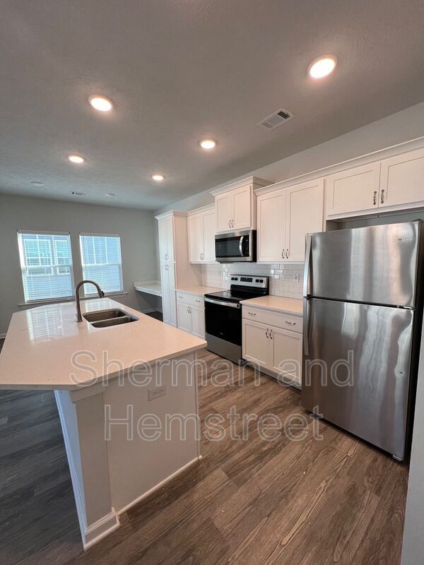 Photo - 2040 Lotus Dr Unit 2040 Lotus Dr