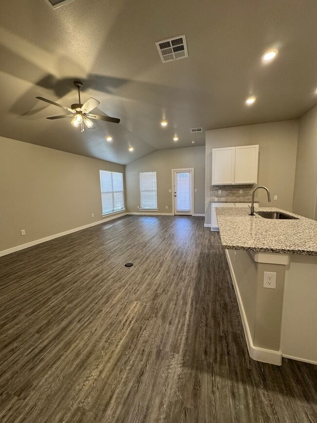 Photo - 4 Bedroom in Harvest