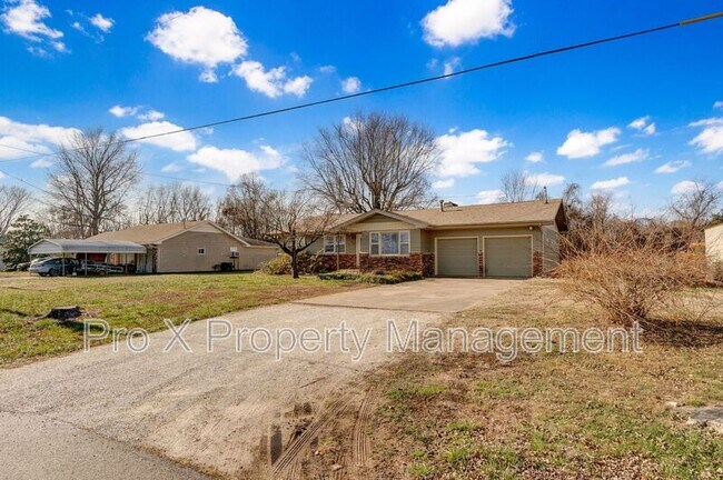 Photo - 5431 N Lakewood Dr
