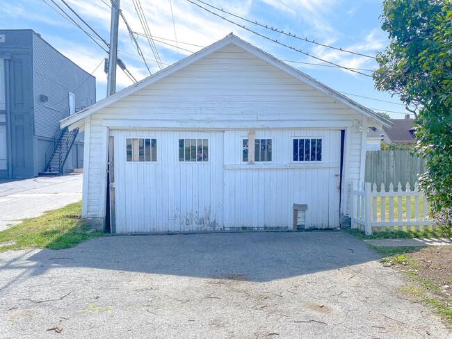 Photo - 1106 S Buckeye St