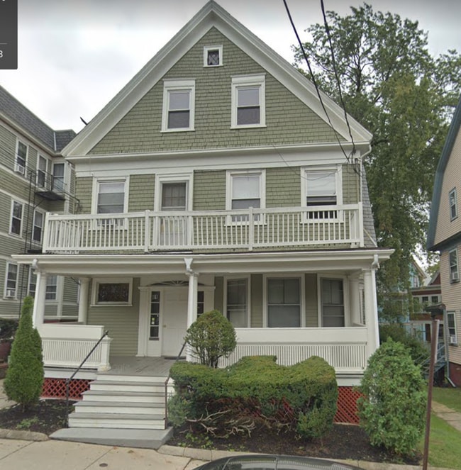 Photo - 81 College Ave Unidad 1R