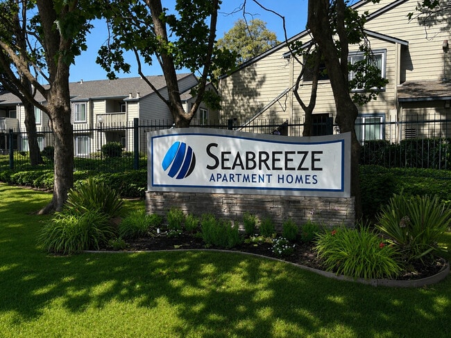 Building Photo - Seabreeze Vallejo