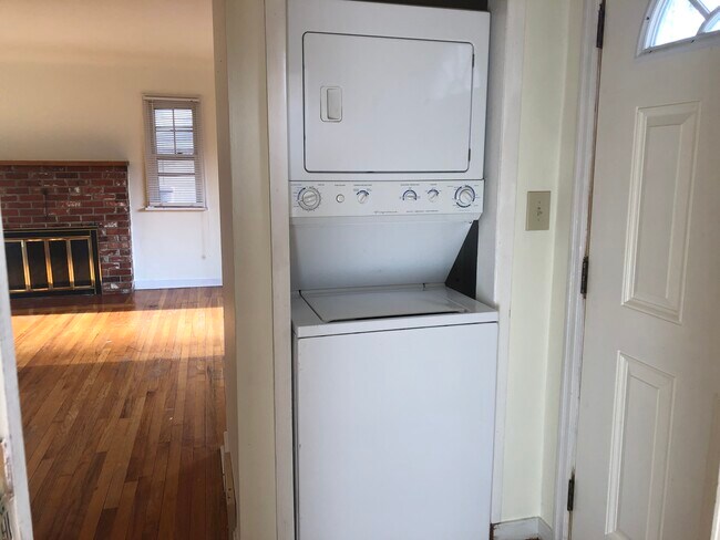 Photo - 1200 NE McGee St Unit A