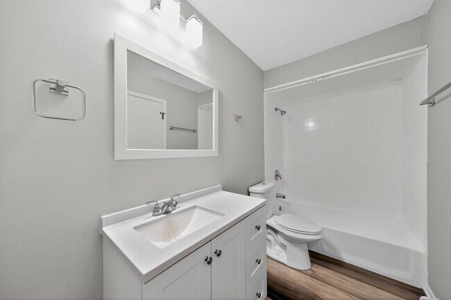 Photo - 6113 Spring Ln