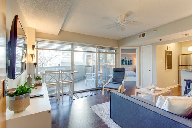 Building Photo - 900 19th Ave S Unit #214 Rental