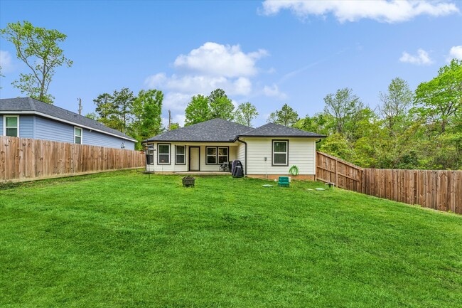 Building Photo - 14986 Indian Hill Trail Rental