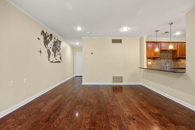 Photo - 100 Lorenz Rd