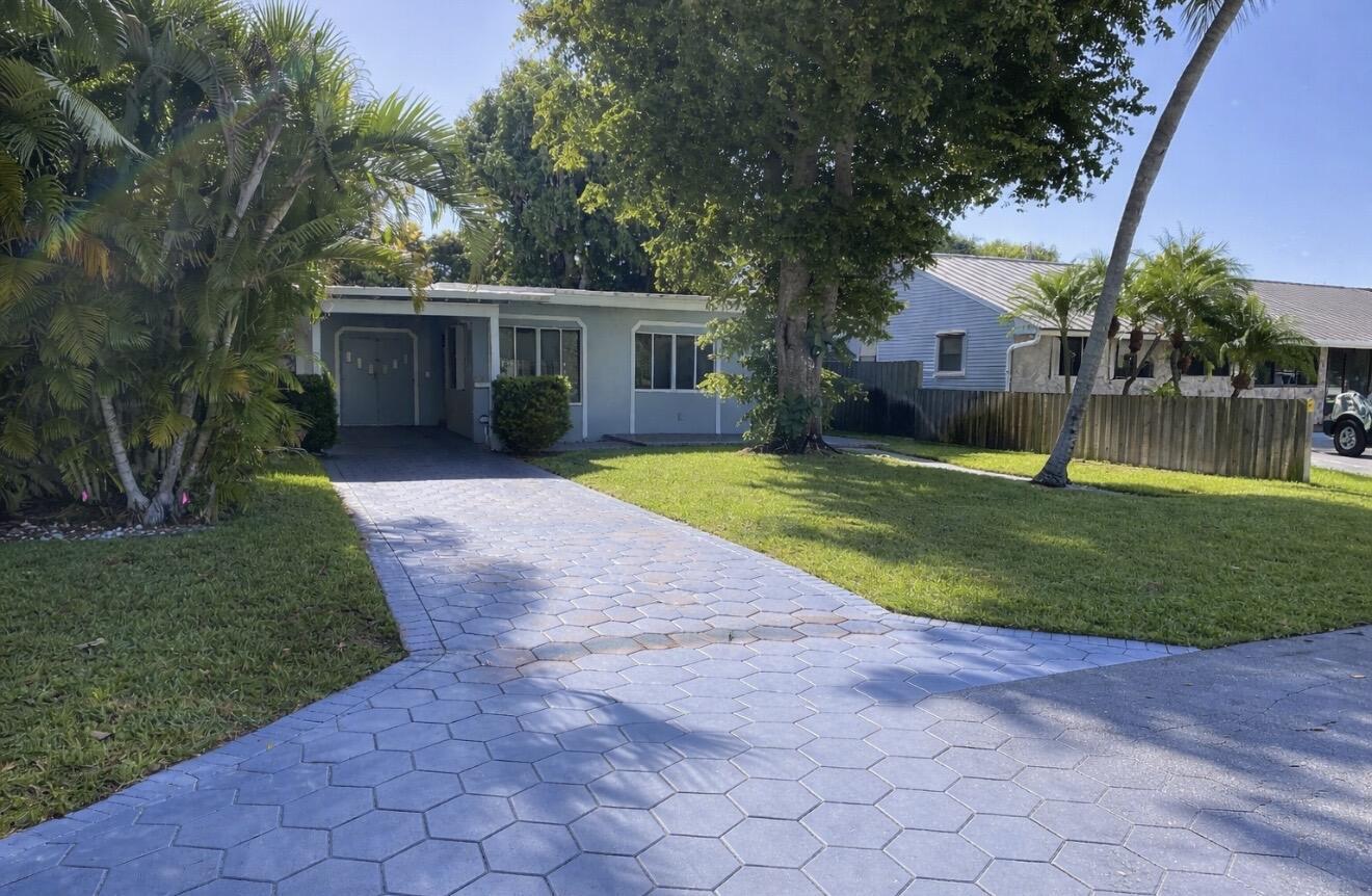 Photo - 712 NE 10th Ave