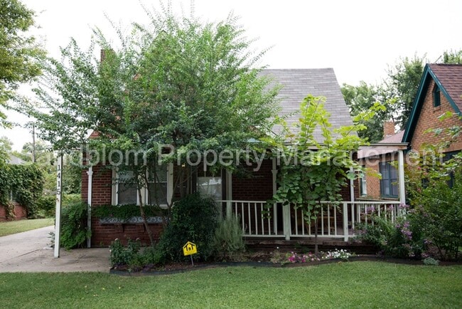 Photo - For Lease | Midtown Tulsa | Available Now