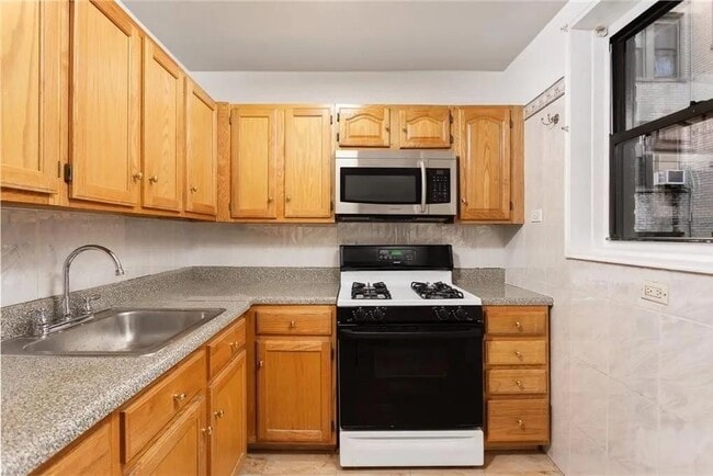 Photo - 488 Ocean Pkwy