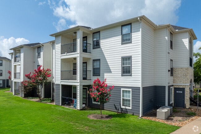Building Photo - Crossing Place Rental