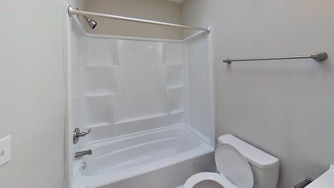 Photo - 3607 Fernhill Ave Unit 2