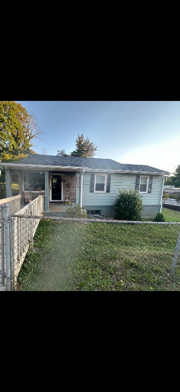 Photo - 2115 Early St